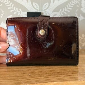 Louis Vuitton Amarante Vernis French Wallet Made In France 2007 w/ COA!